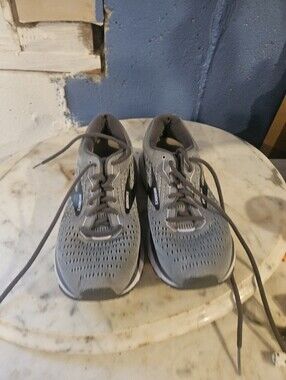 Brooks Ghost 13 Running Shoes, Grey, Women's 10 M